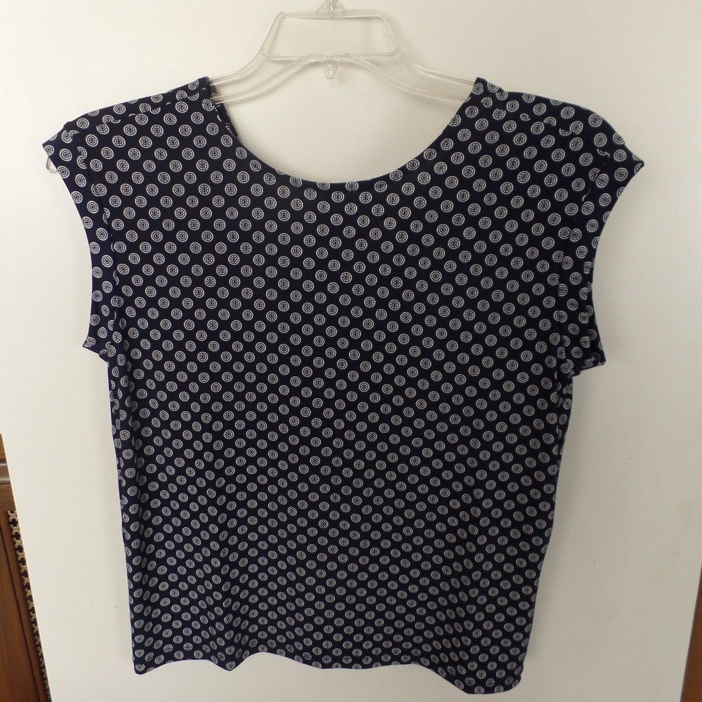 Banana Republic top - navy blue with circle pattern NWT